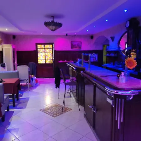 Les Hotes De Guest house Labastide-Rouairoux