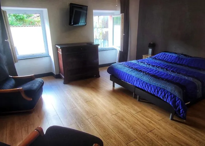 Les Hotes De Pensionat